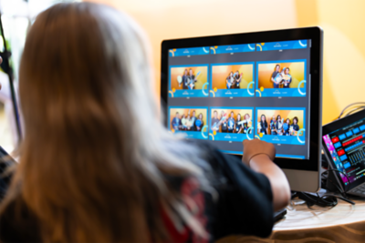 Attendees heading to the venue 