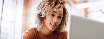 科法斯和Wonderbox推动了我的订婚合作伙伴grance Workday Peakon