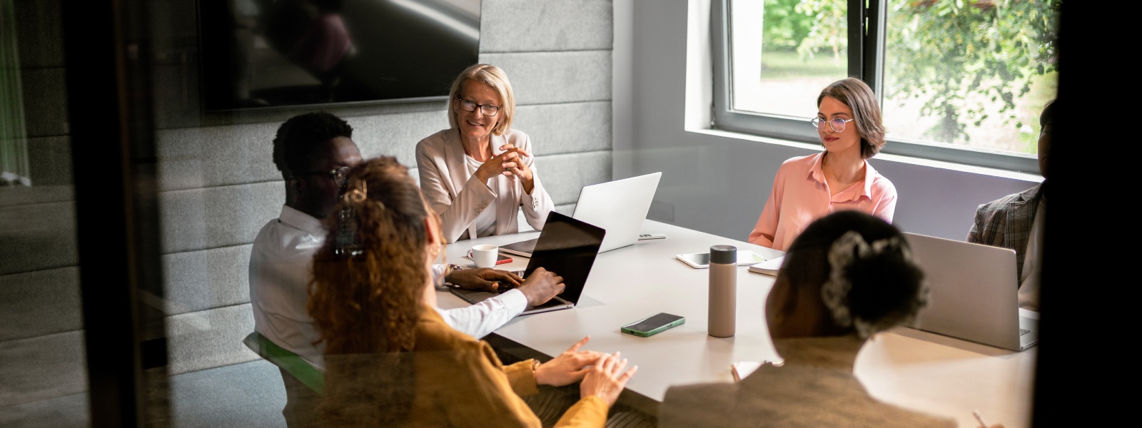 Top of Mind: Key AI Trends That Are Reshaping Business