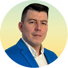 Oscar Solares