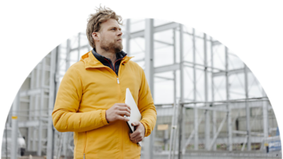 Insurance worker inspecting a building
