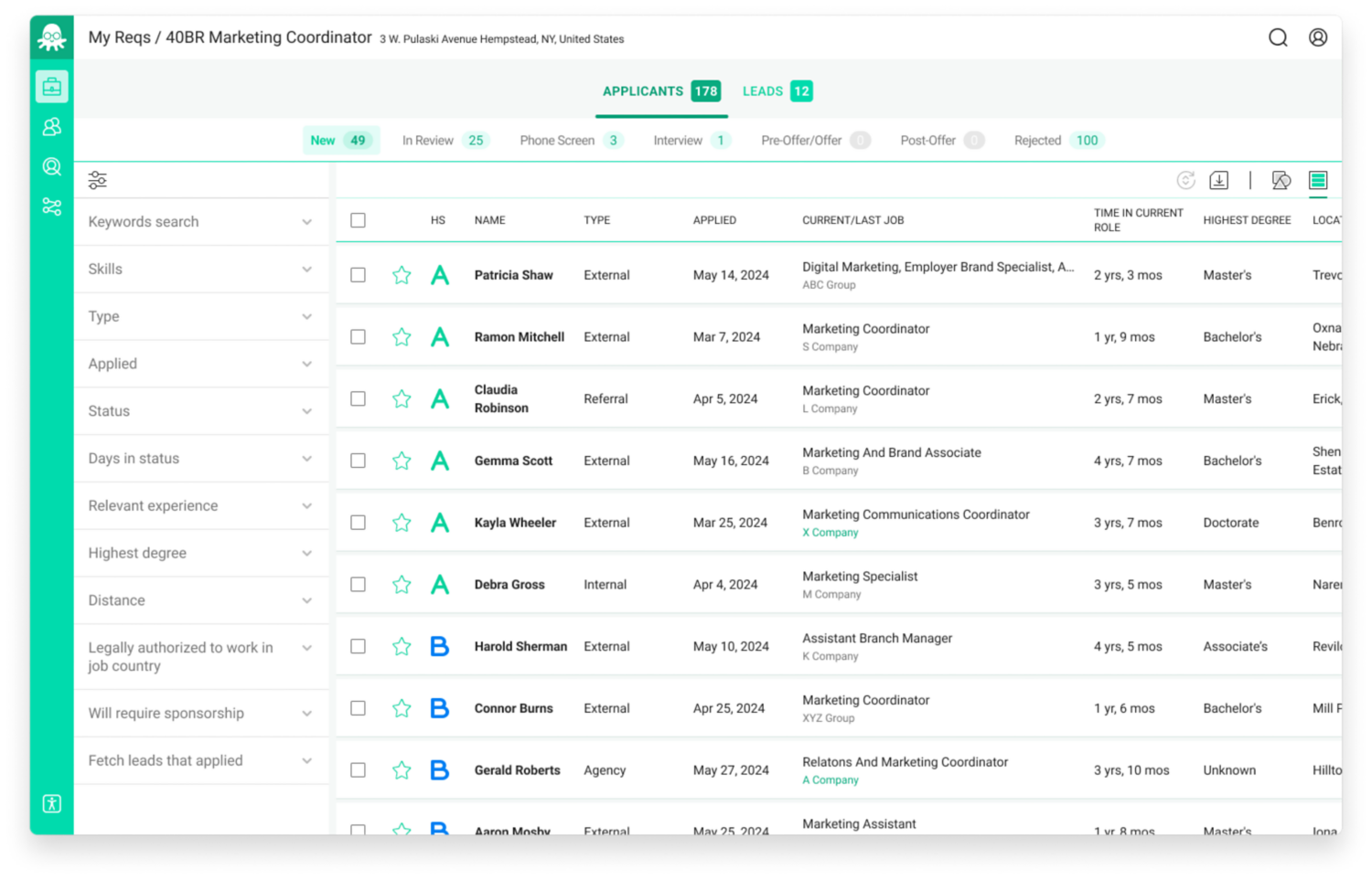 La bandeja de entrada Spotlight de HiredScore AI for Recruiting identifica el mejor talento de manera justa y eficiente, mediante una clasificación de candidatos imparcial basada en IA.