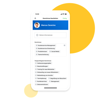 Mobilgerät, auf dem ein Mitarbeiterprofil mit Feedback und Kenntnissen zu sehen ist
